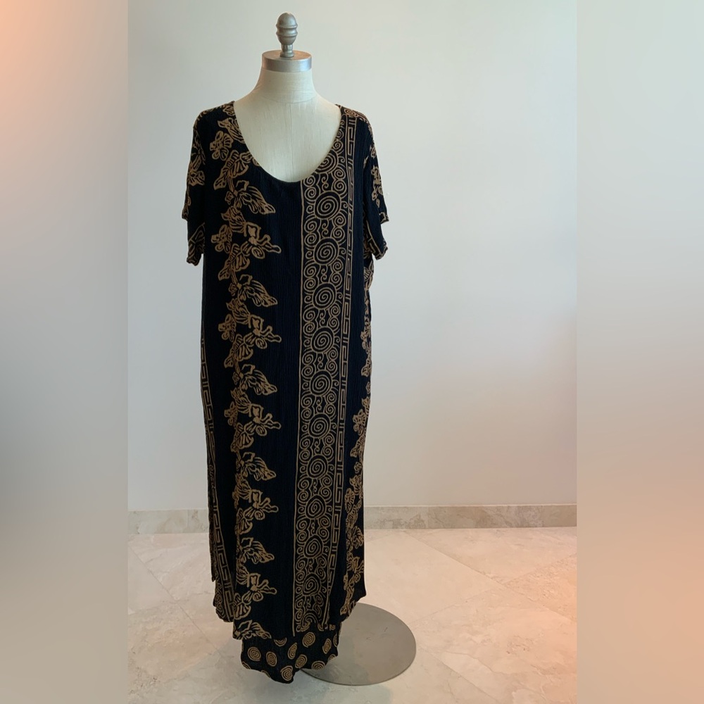 Passport Boho Black Dress w/Tan Spiral/Floral Design sz 2X